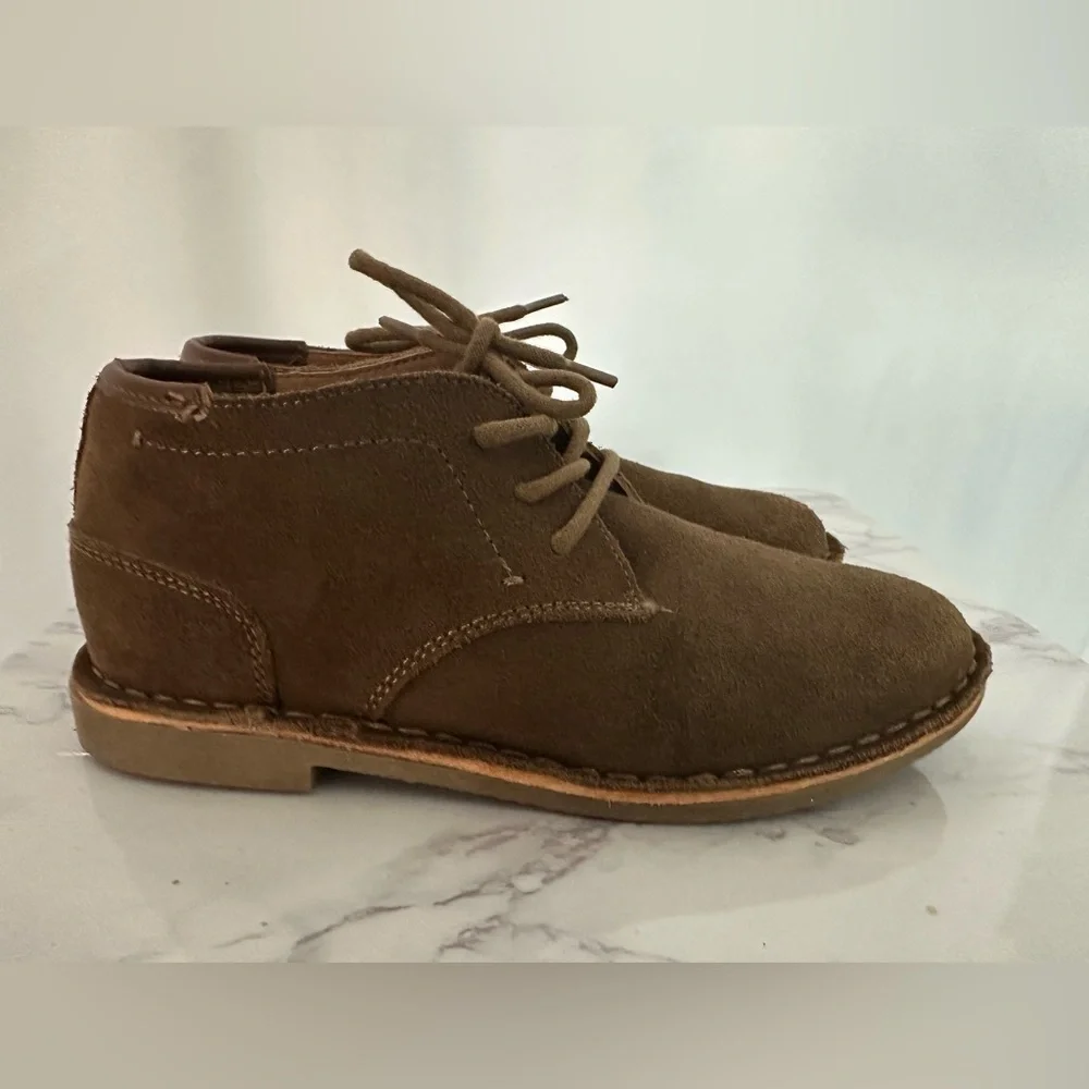 Kenneth Cole Reaction Desert Sun Suede Chukkas (SH84)